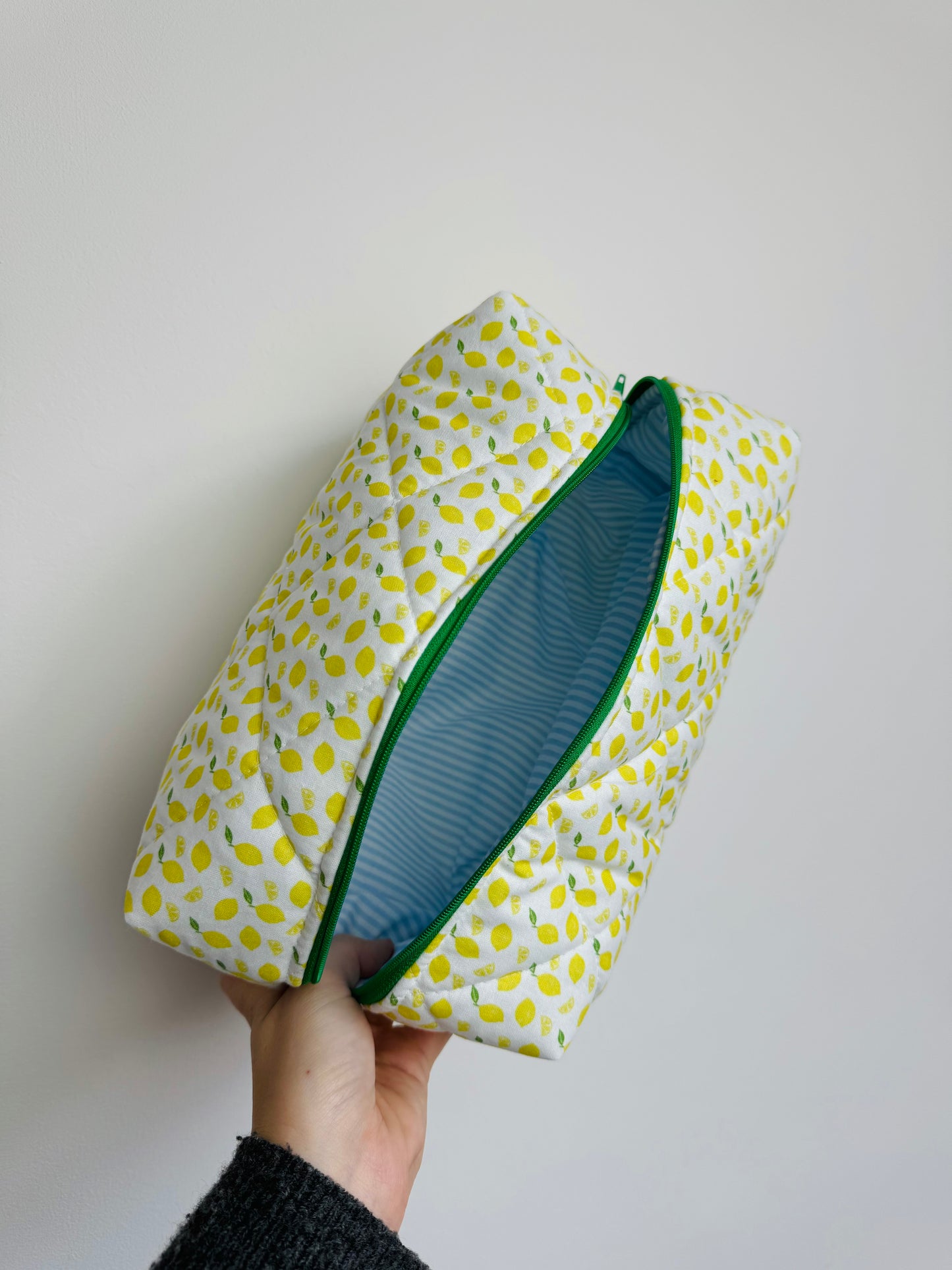 Boxy Pouch - Lemons